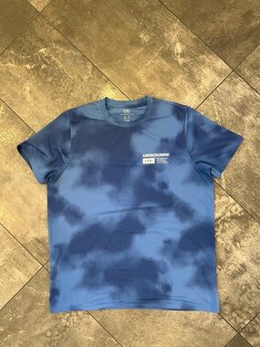 Abercrombie kids Blue Tie-Dye Crew Tee YPB performance size 17/18